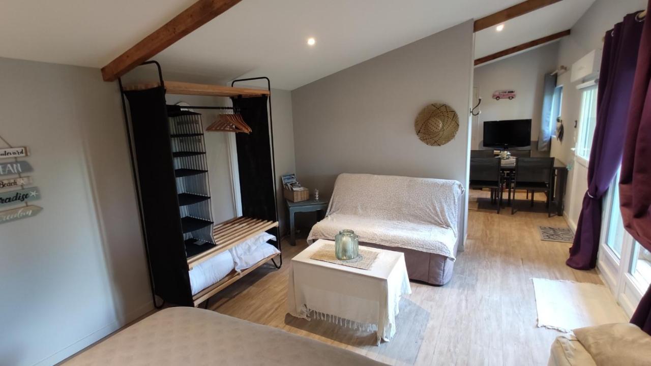 Domaine De L'Hotel Au Franc Fleury Kültér fotó